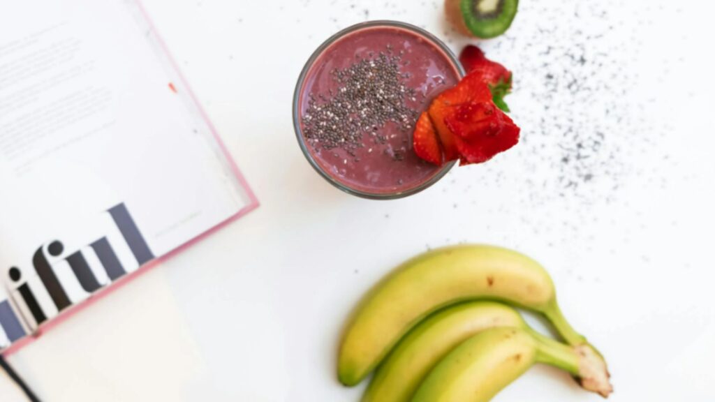 How To Make A Strawberry Banana Smoothie?